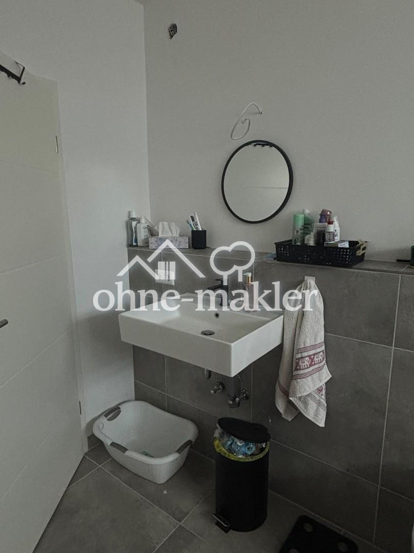 Helle 2-Zimmer-Wohnung, 75 m², kernsaniert, mit Terrasse und Garage - Photo 5