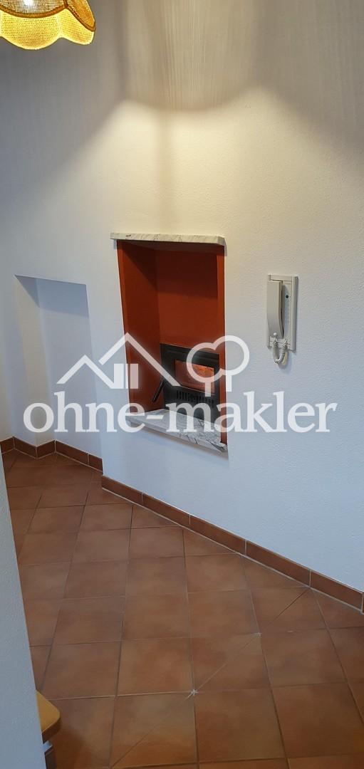 28a EG Feuerstelle Kachelofen