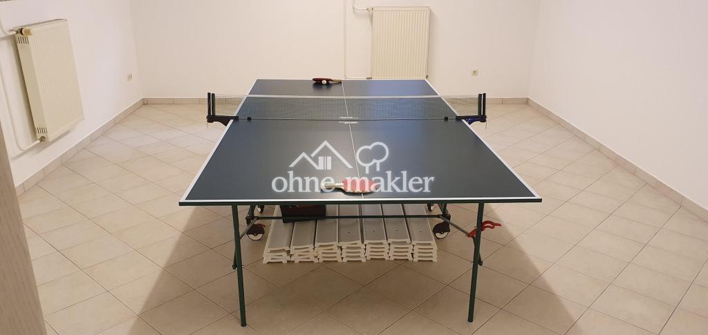 28a KG großer Hobbyraum