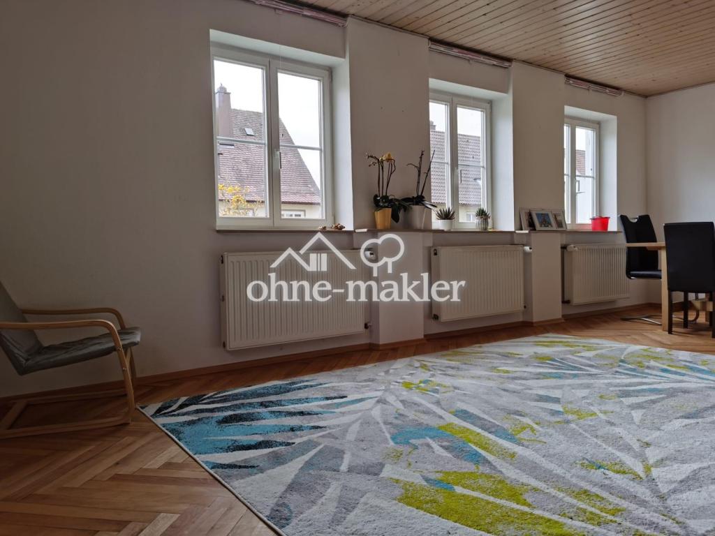 Attraktives Doppelhaus mit sieben Zimmern und Einbauküche im Zentrum von Rottweil - Photo 1