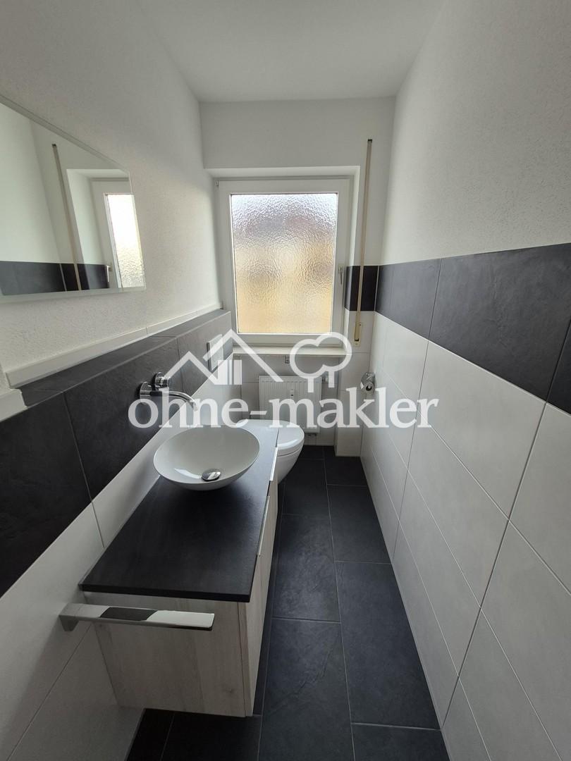 Exklusive zentrale 3,5 Zimmer Dachgeschosswohnung mit geh. Innenausstattung, Loggia und EBK - Photo 5