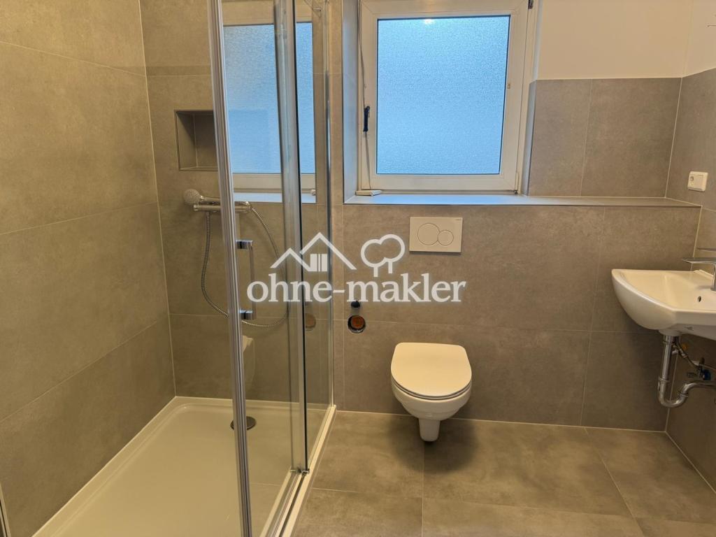 Neuwertige, stilvolle 2,5 -Zimmer-Wohnung nach Sanierung - Foto 2