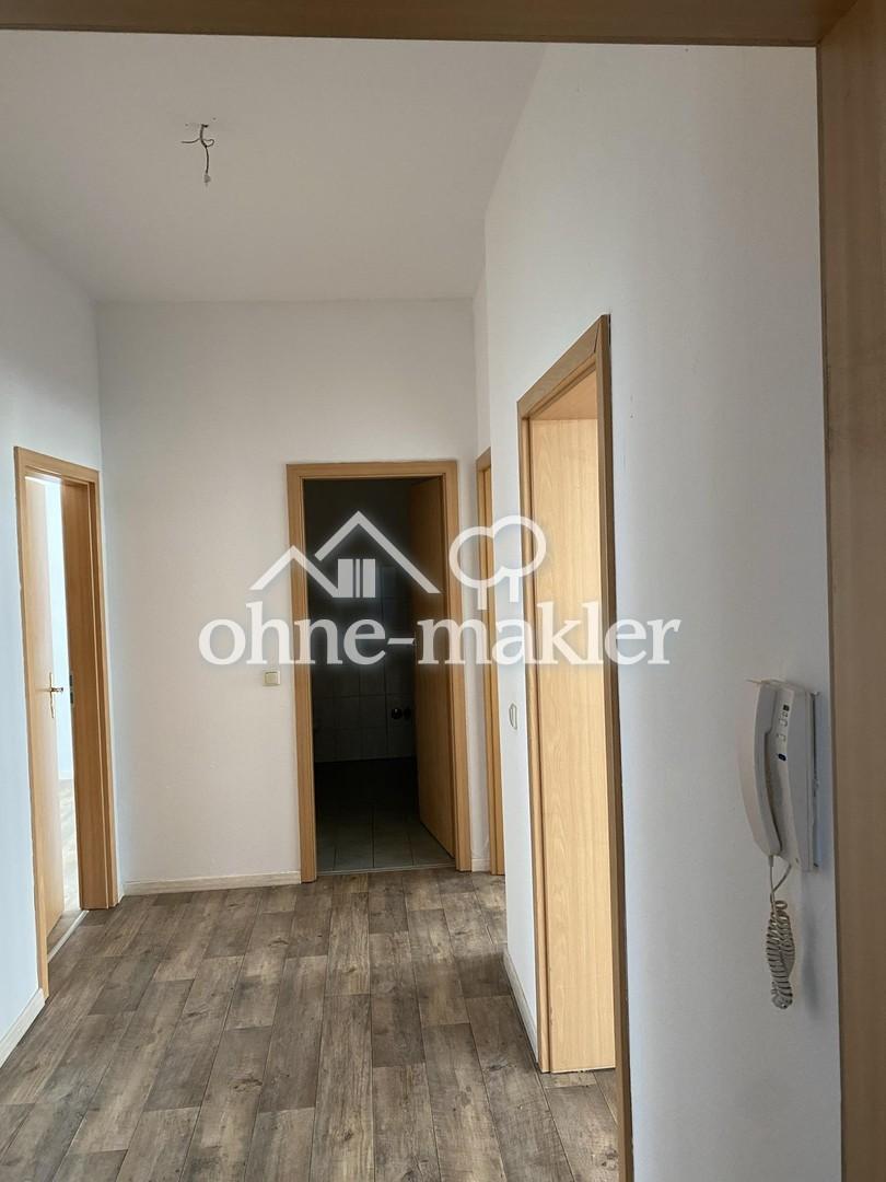 3-Raum-Wohnung in der Anklamer Straße / Nähe Theater zu vermieten - Photo 4