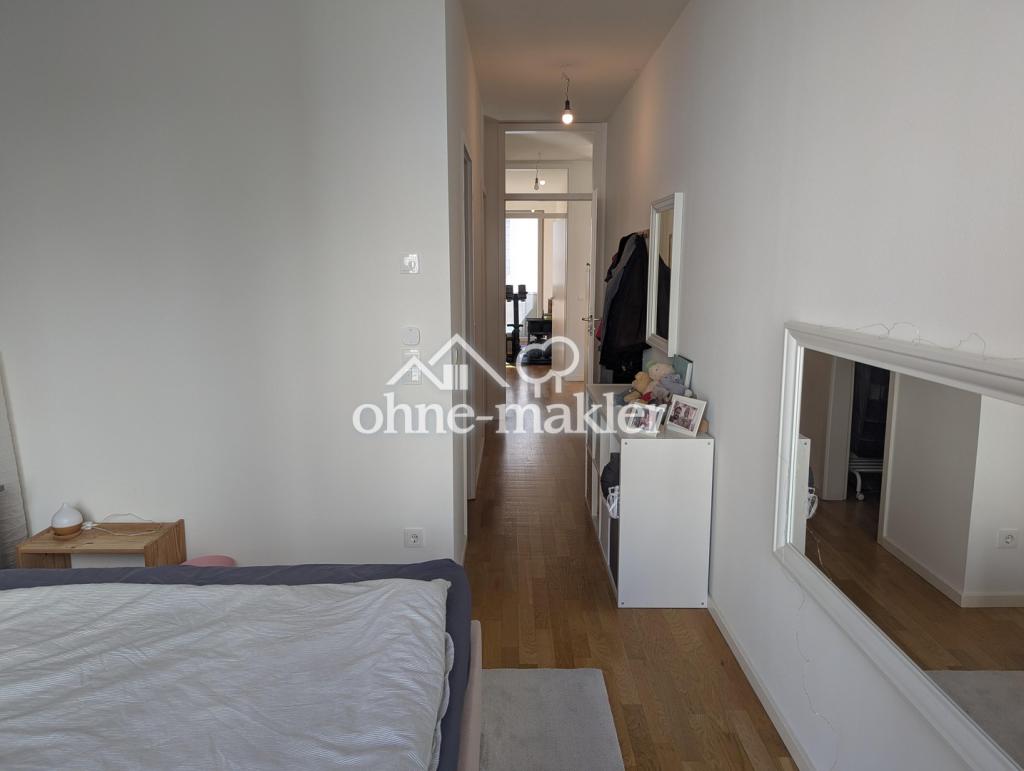 Hauptschlafz. Flur-Blick