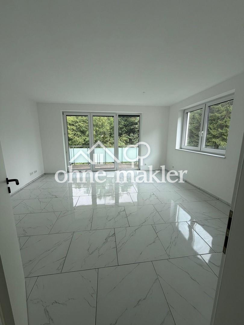 Licht. Design. Wohnkomfort. | Moderne Neubauwohnung mit Stellplatz - Photo 2