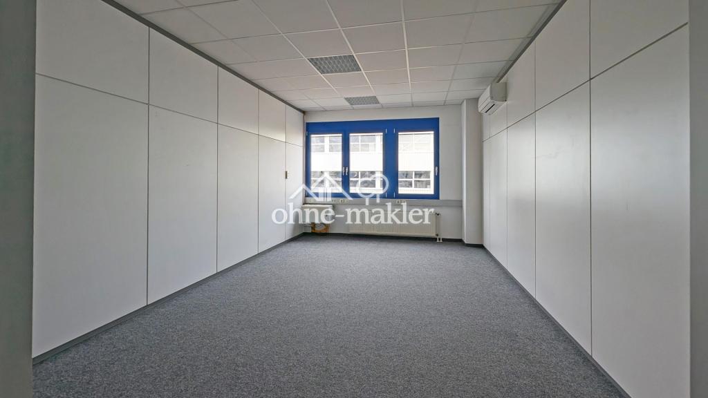 OG_Raum mit Netzwerkschrank