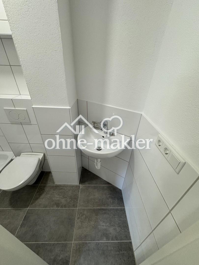 1 Zimmer-Apartment renoviert und neu möbliert,Balkon super zentral! - Photo 4