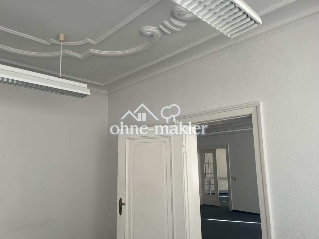 EG 107 mit Blick zu 104