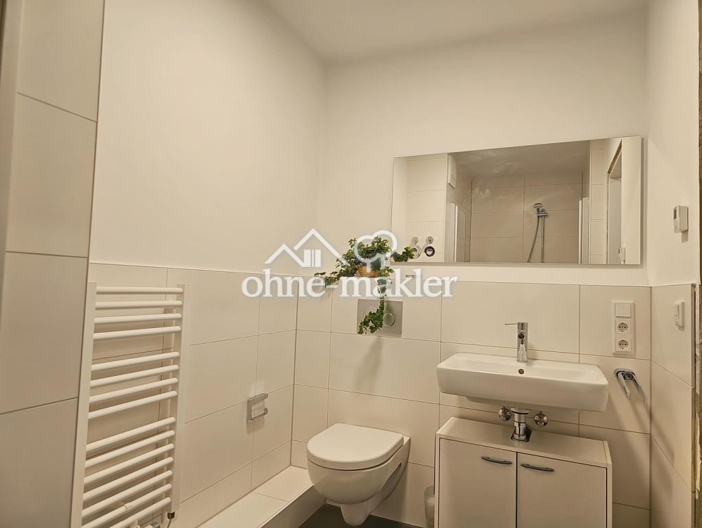 möblierte Neubauwohnung in zentraler Lage - Photo 4