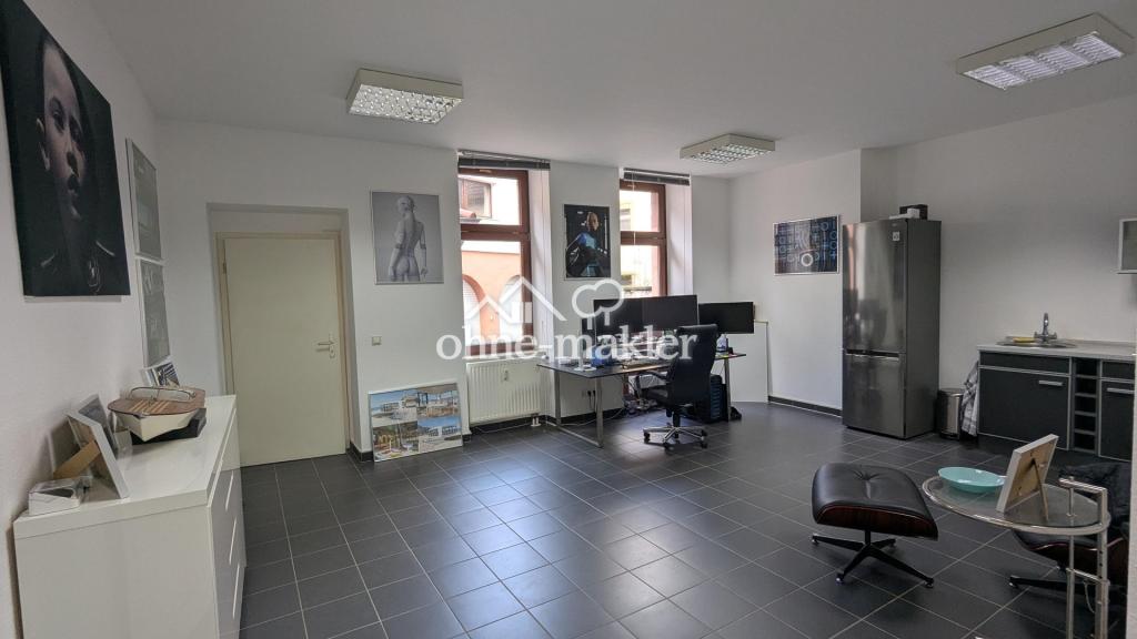 Büro oben/Erweiterung Laden