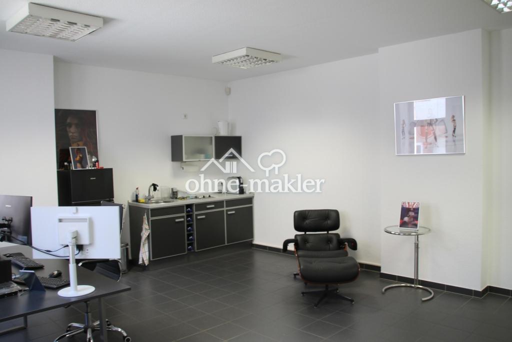 Büro oben/Erweiterung Laden