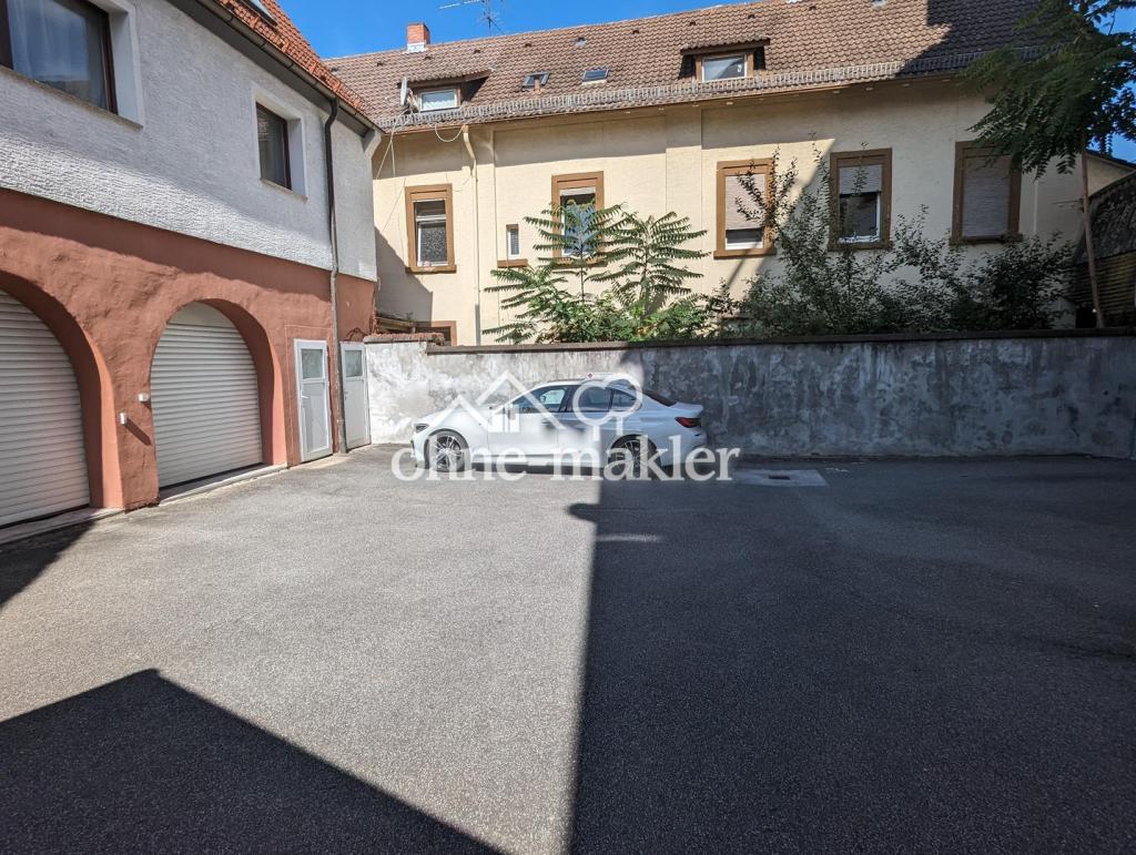 Stellplatz im Hof