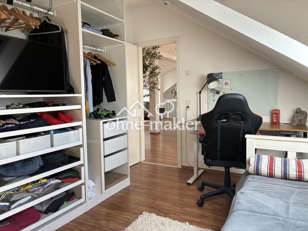 Möbliertes Wohnen über den Dächern von Dresden: Gehobene 3-Raum-Maisonette mit Vollausstattung - Photo 3