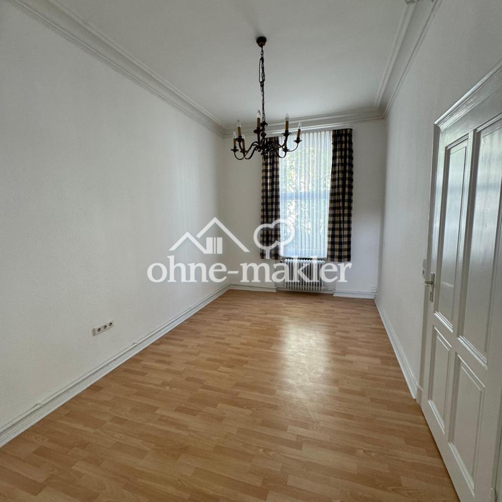 Schöne Altbau-4-Zimmer-Wohnung in Dreiparteienhaus - Photo 3