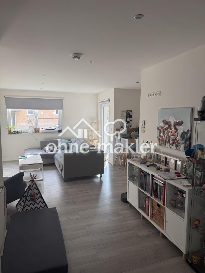 3 Zi.- Wohnung 1. OG mit Balkon und EBK - Foto 2