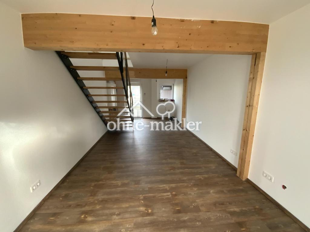 Büro EG