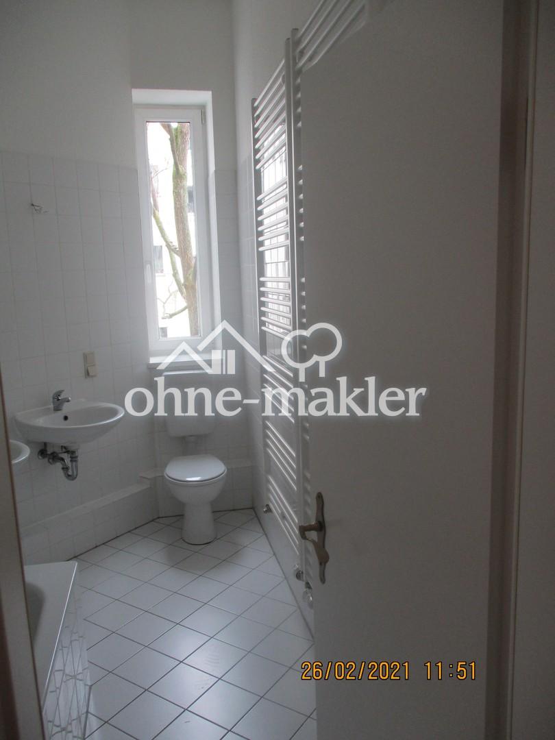 Wunderschöne große 5 Zimmer Altbauwohnung in zentraler Lage - Foto 5