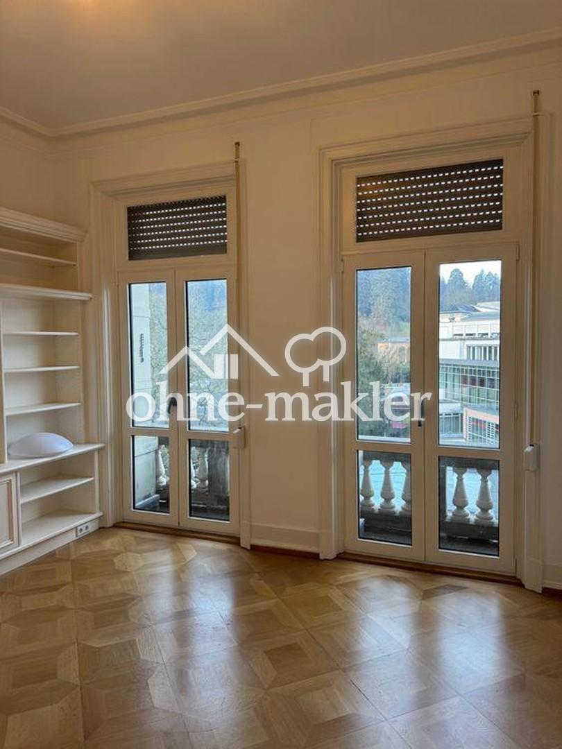 Stillvolle,renovierte Altbauwohnung im Herzen von Baden-Baden - Photo 3