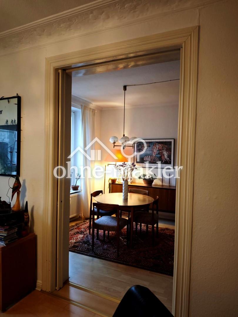 Zentrumsnahe großzügige 3-Zimmer Altbauwohnung mit Balkon - Photo 3