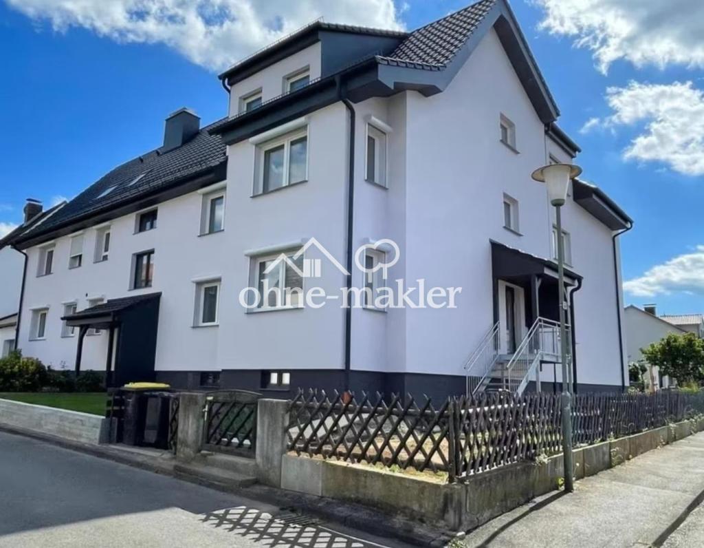 Großzügige 3-Zimmer-WE in frisch saniertem 3-Familienhaus - Foto 5