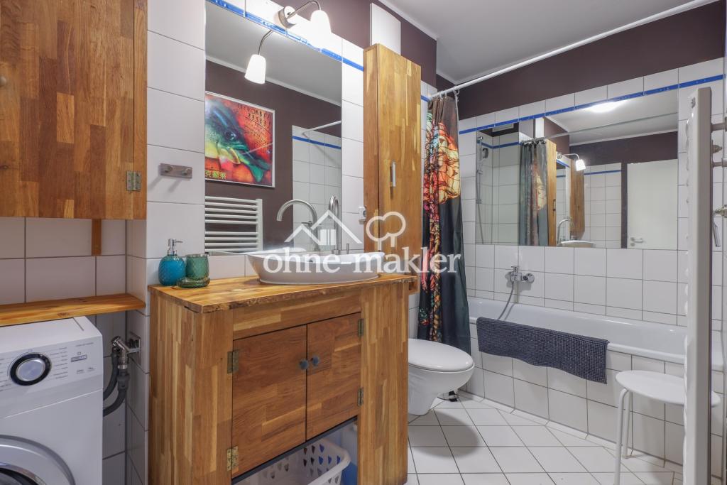 Badezimmer mit Badewanne