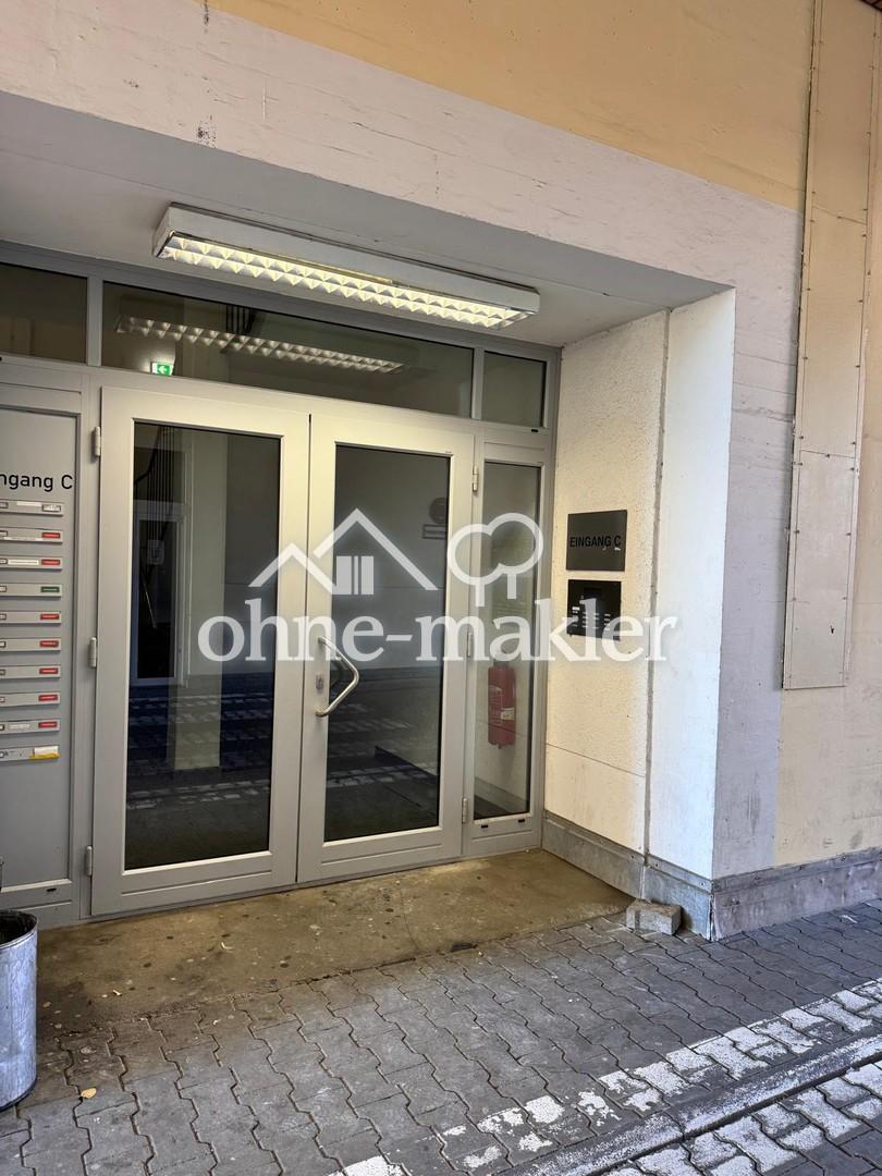 Hauseingang C  2. Eingang