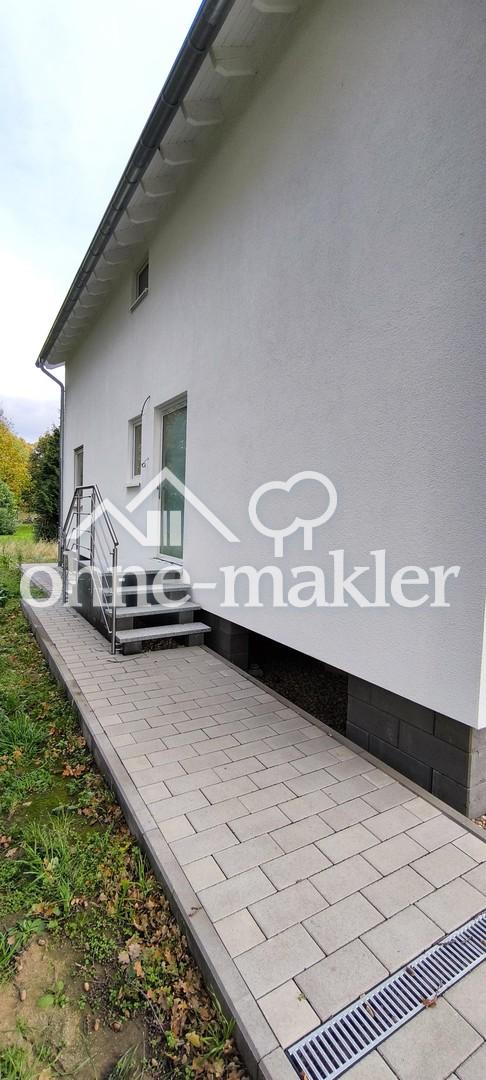 Seitenansicht mit dem Eingang