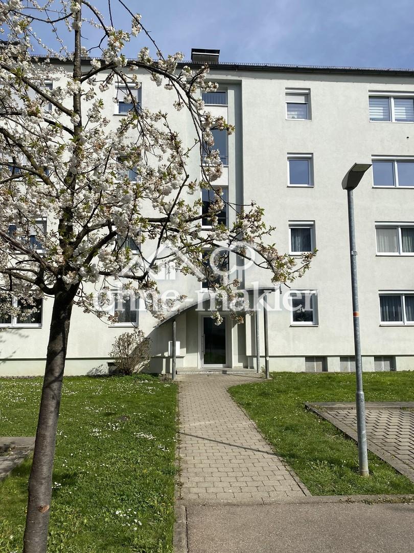 schöne, großzügige & renovierte 3-Zimmer Wohnung in familienfreundlicher Lage