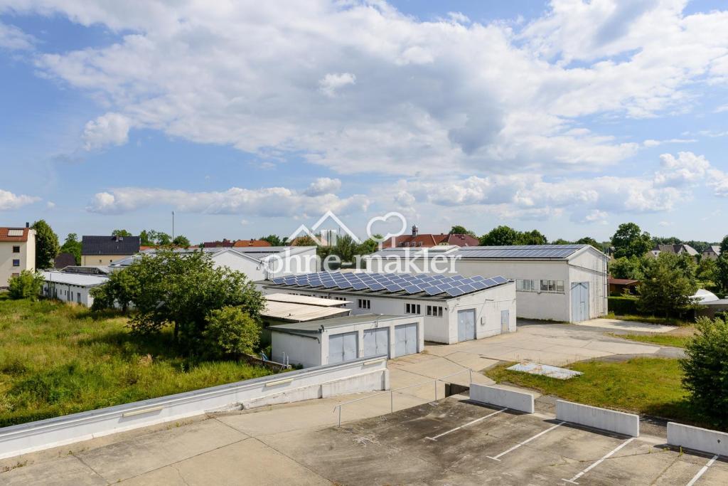 Lager-/Produktionshalle