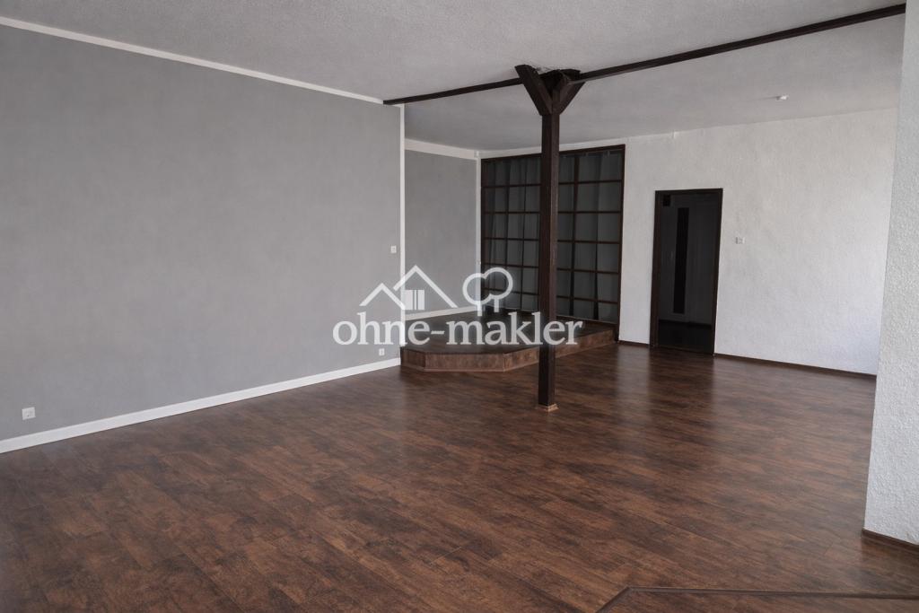 Citynah wohnen, ruhig genießen: 105 m² mit neuer Traumküche, Stellplatz & Top-Renovierung! - Photo 4