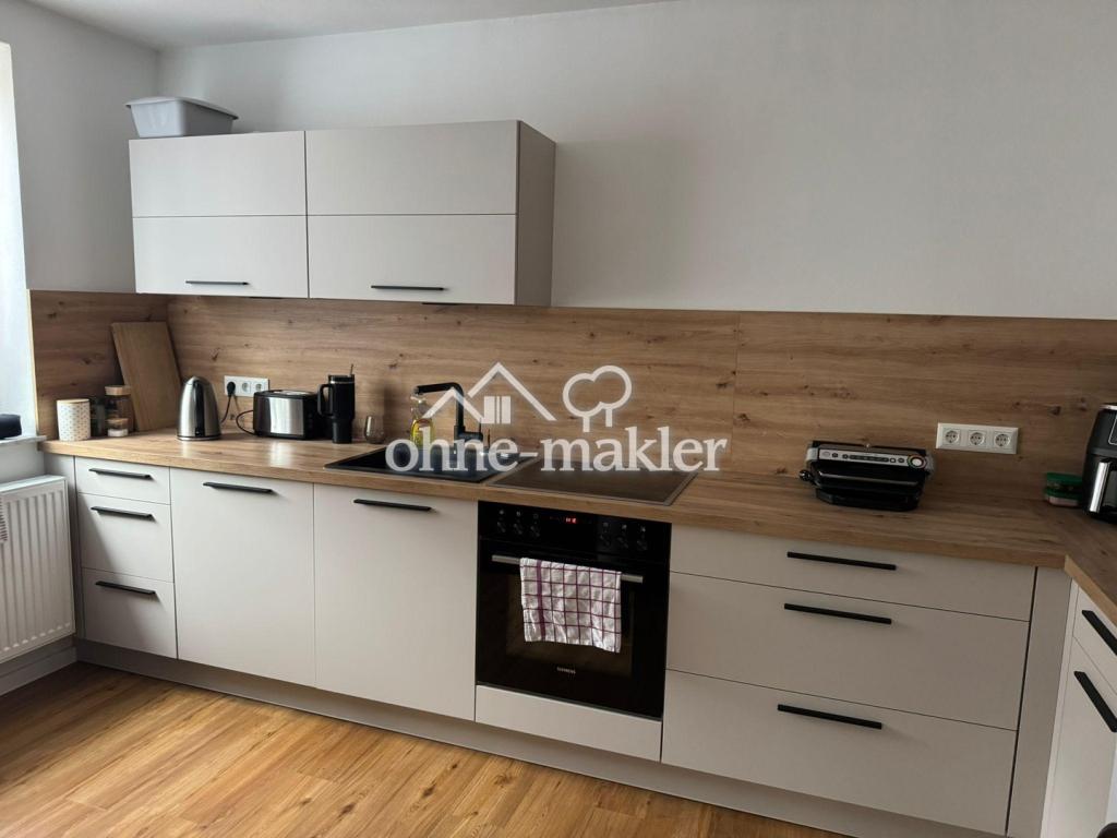 Exklusive, kernsanierte 4-Zimmer-Wohnung mit 40m²-großen Dachterrasse in ruhiger Lage in Selb - Photo 4