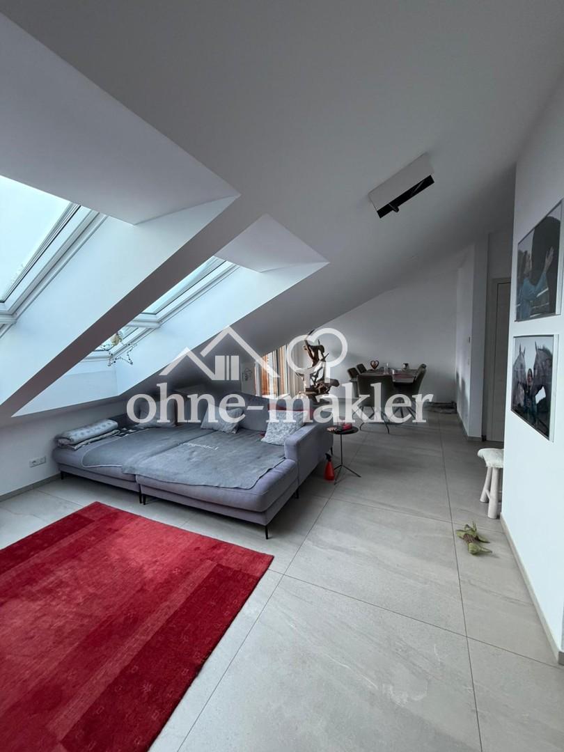 Dachgeschosswohnung in Premiumlage mit Panoramablick - Photo 2