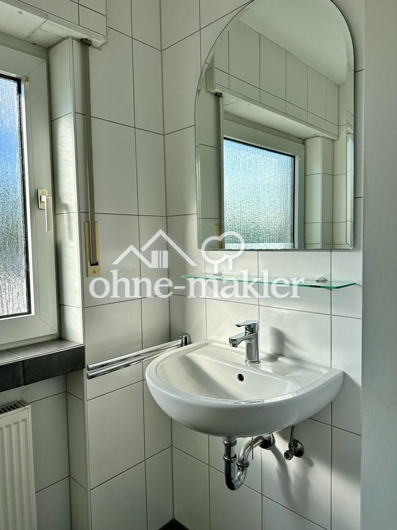 Lichtdurchflutete 3,5-Zi-Dachgeschosswohnung mit Panoramablick auf der Bellevue - Photo 4