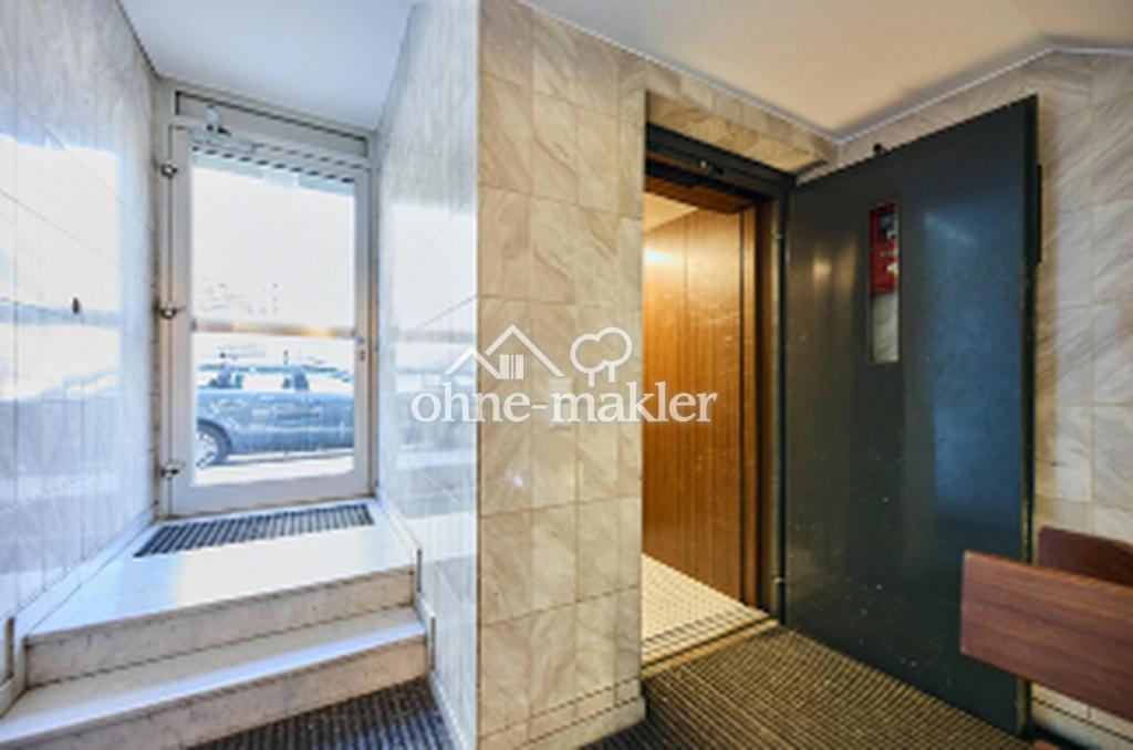 Vollmöblierte 1-Zimmer-Wohnung mit großer Dachterasse - Foto 1