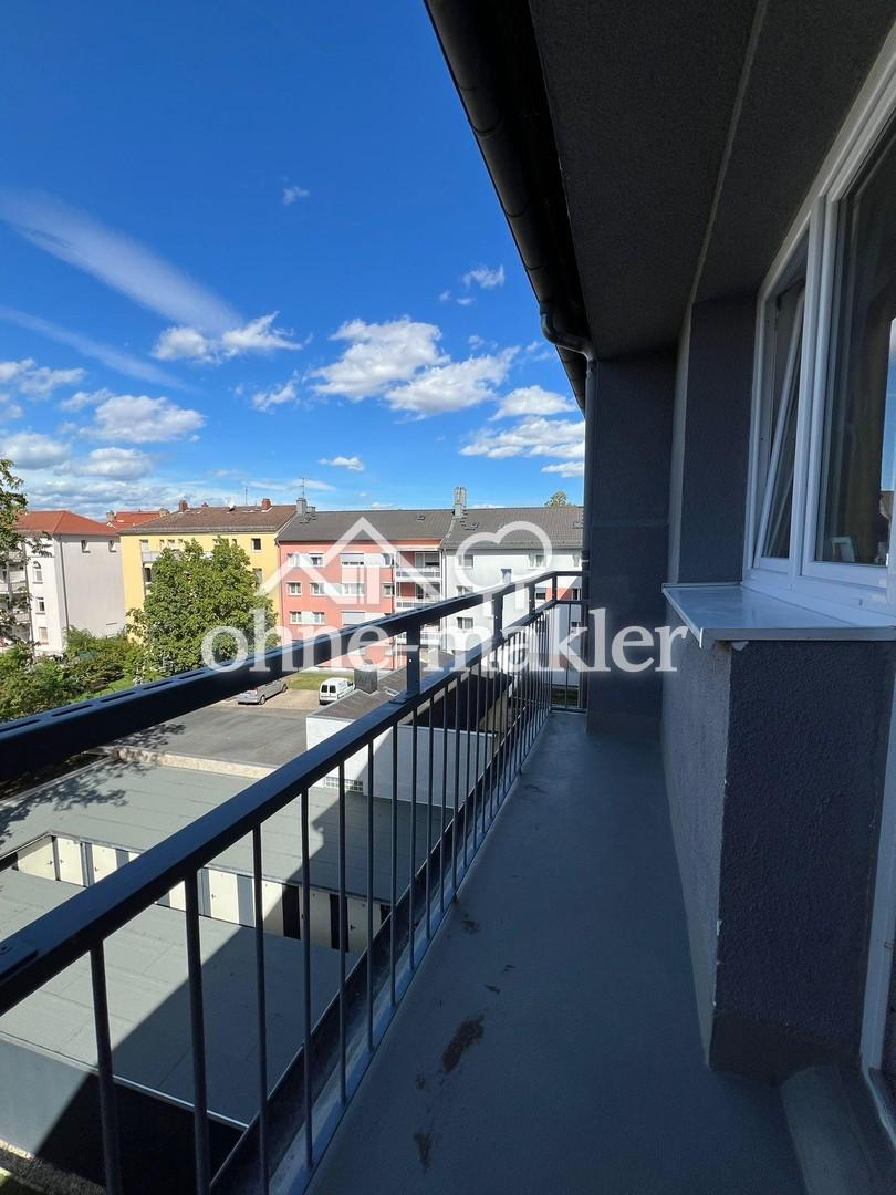 Kernsaniertes modernes Studio mit Balkon - Photo 3