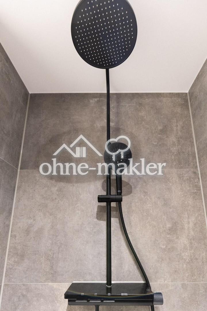 Erstbezug nach Sanierung 3 Zimmer Wohnung mit Balkon - Photo 4