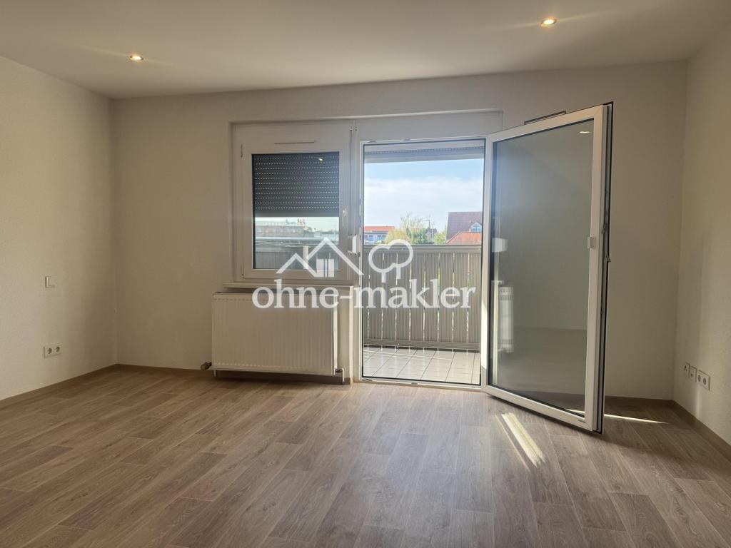 3-Zimmer-Wohnung mit neuer Einbauküche, Südbalkon & Stellplatz - Photo 1