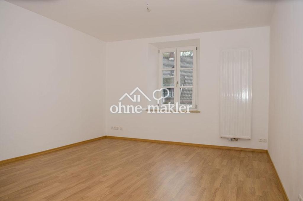 Schöne renovierte 2-Zi-Altbauwohnung, Küche mit EBK in Bogen Zentrum - Photo 1