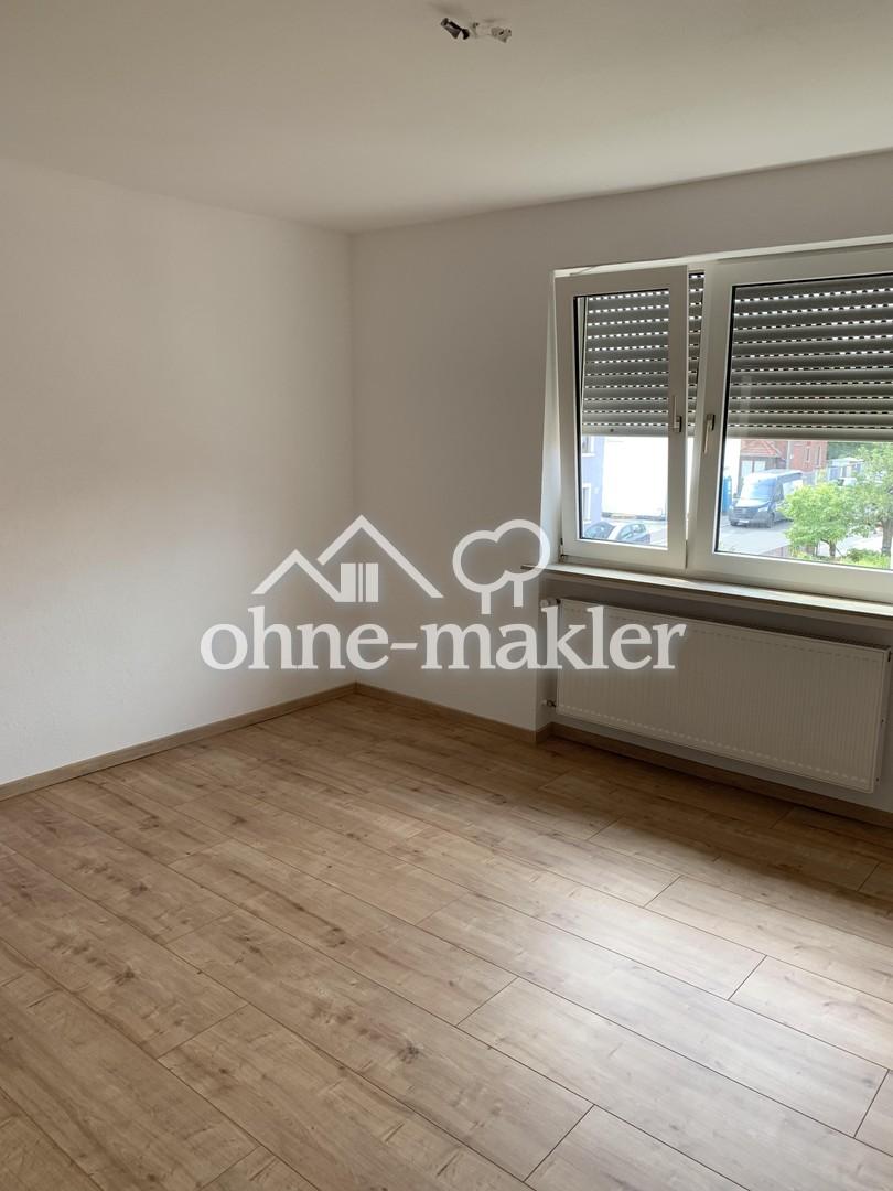 ***MIETE*** Geräumige 3-Zimmer-Wohnung im 1. OG große Terrasse beheizter Keller - Photo 2