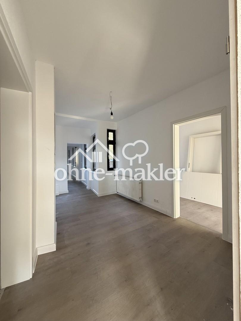 Moderne 4-Zimmer-Wohnung in Apolda – Erstbezug, Balkon, Garten, Innenstadtlage - Photo 2