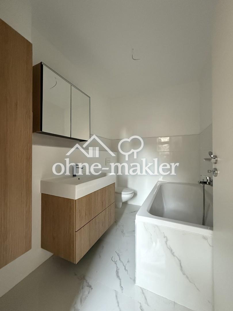 Moderne 4-Zimmer-Wohnung in Apolda – Erstbezug, Balkon, Garten, Innenstadtlage - Photo 4