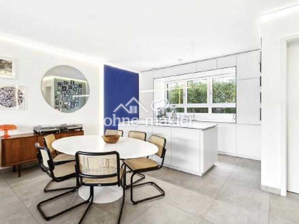 Townhouse Buchrain / Frankfurt