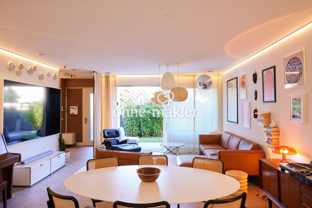 Townhouse Buchrain / Frankfurt