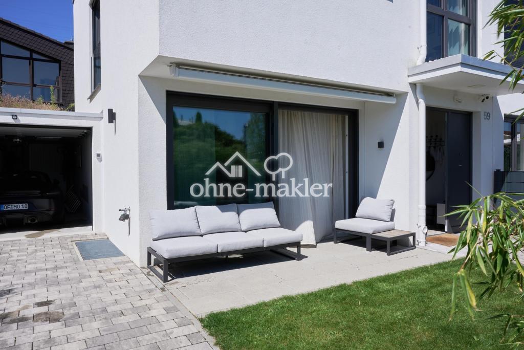 Townhouse Buchrain / Frankfurt