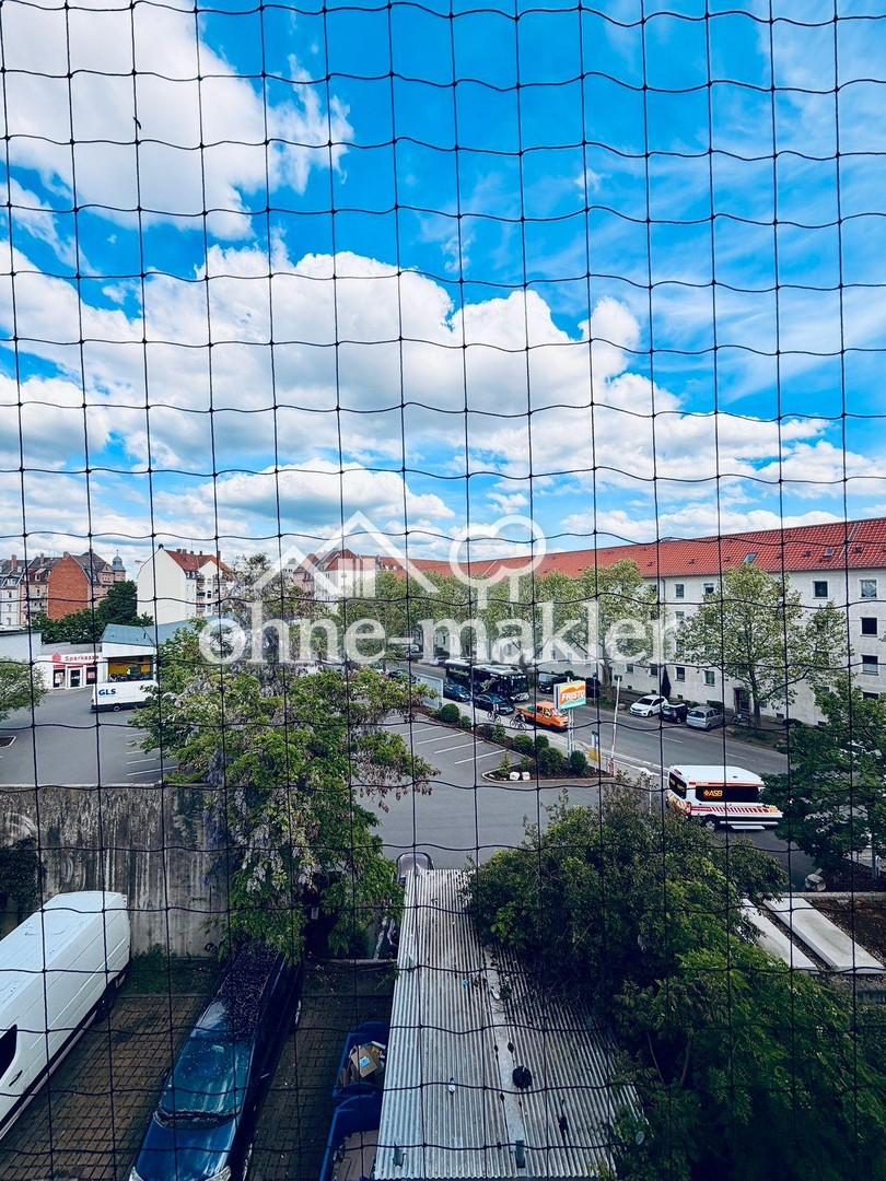 Möbliertes Apartment mit Balkon und Aufzug - Photo 5