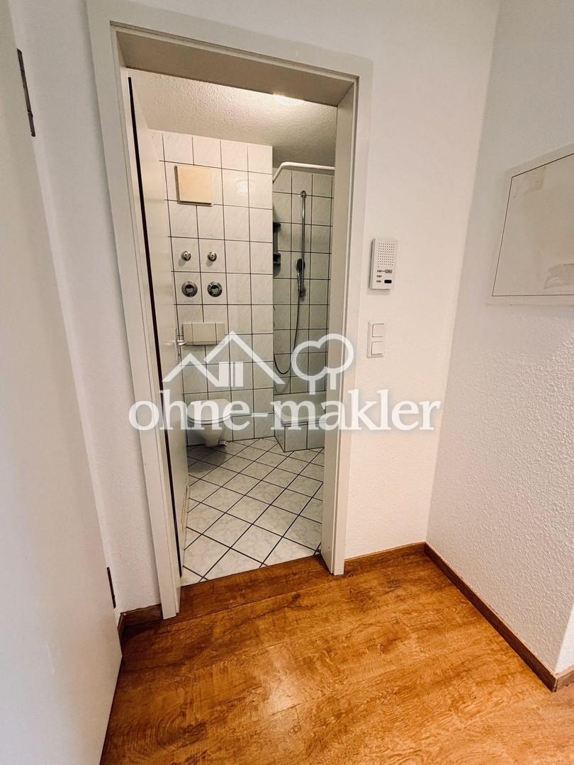 Möbliertes Apartment mit Balkon und Aufzug - Photo 2