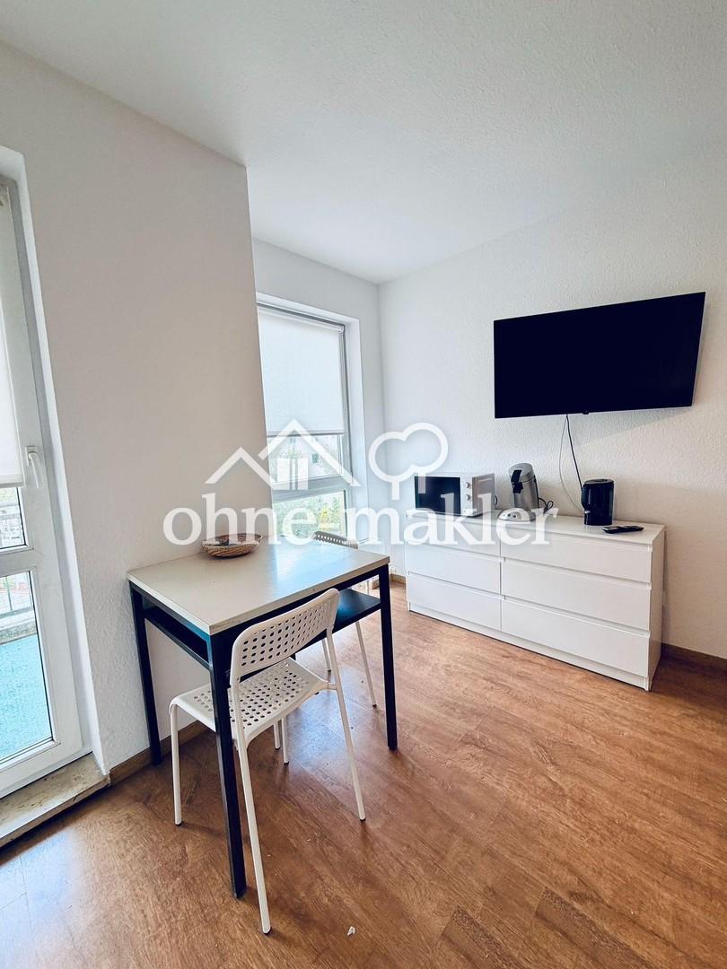 Möbliertes Apartment mit Balkon und Aufzug - Photo 1
