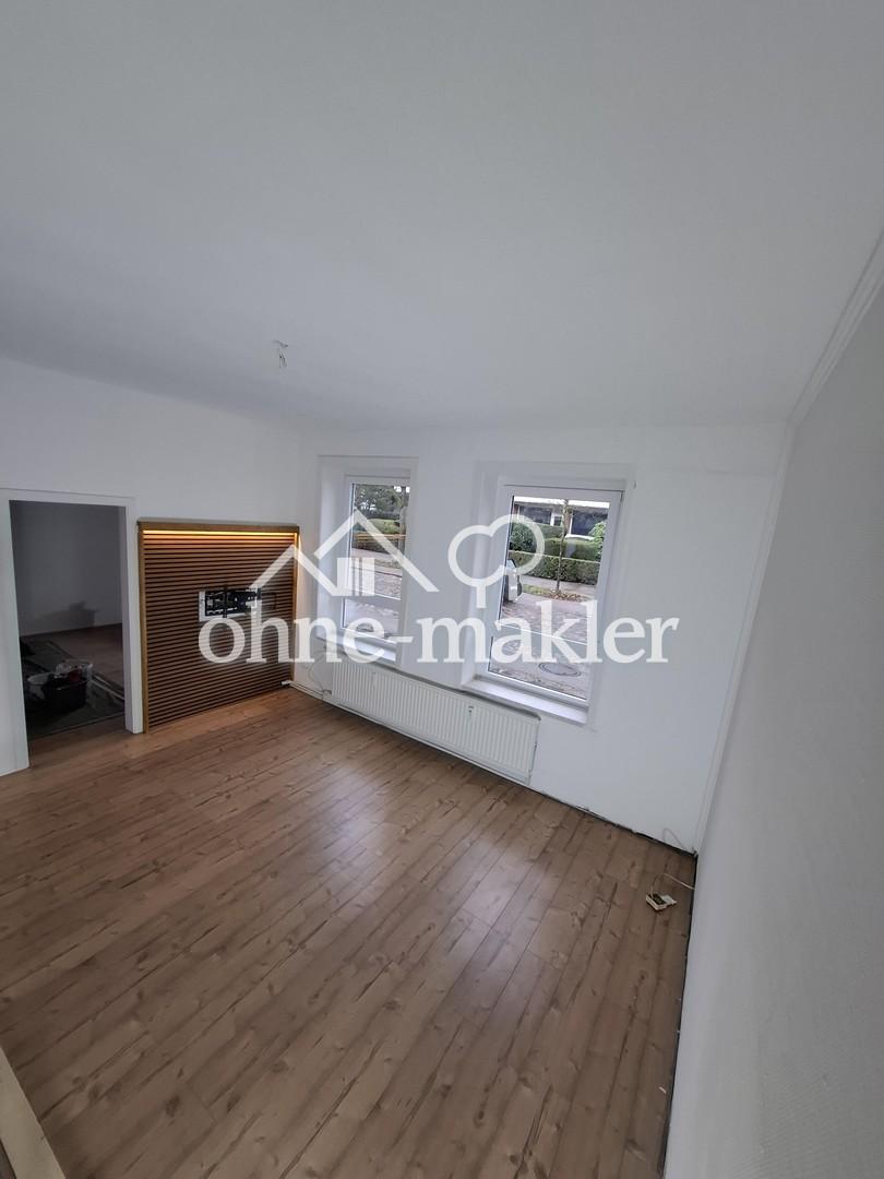 Zentral gelegen, Neu: Renoviert,Böden,Fenster & Einbauküche,inkl.KFZ Stellplatz,Wärmegedämmt - Foto 1