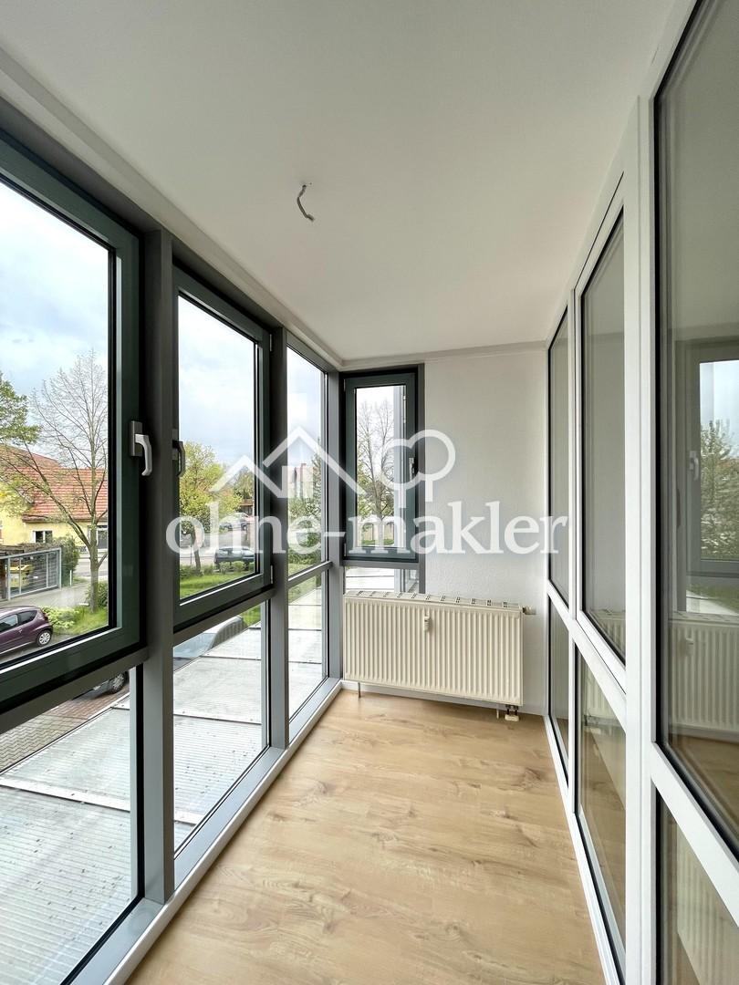 Helle 2,5-Zimmer-Wohnung mit Loggia in Dölbau bei Halle - Photo 4