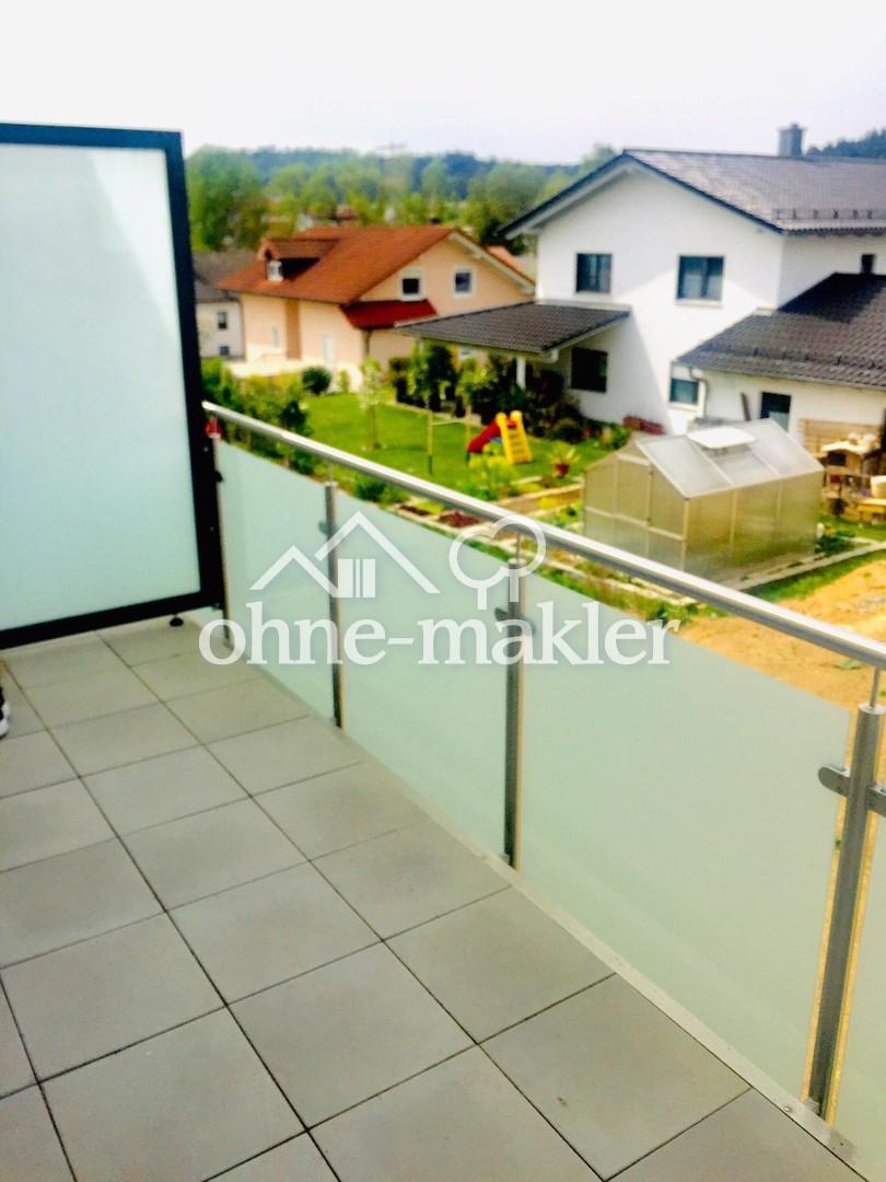 Großes helles Apartment mit Balkon zu vermieten - Photo 4